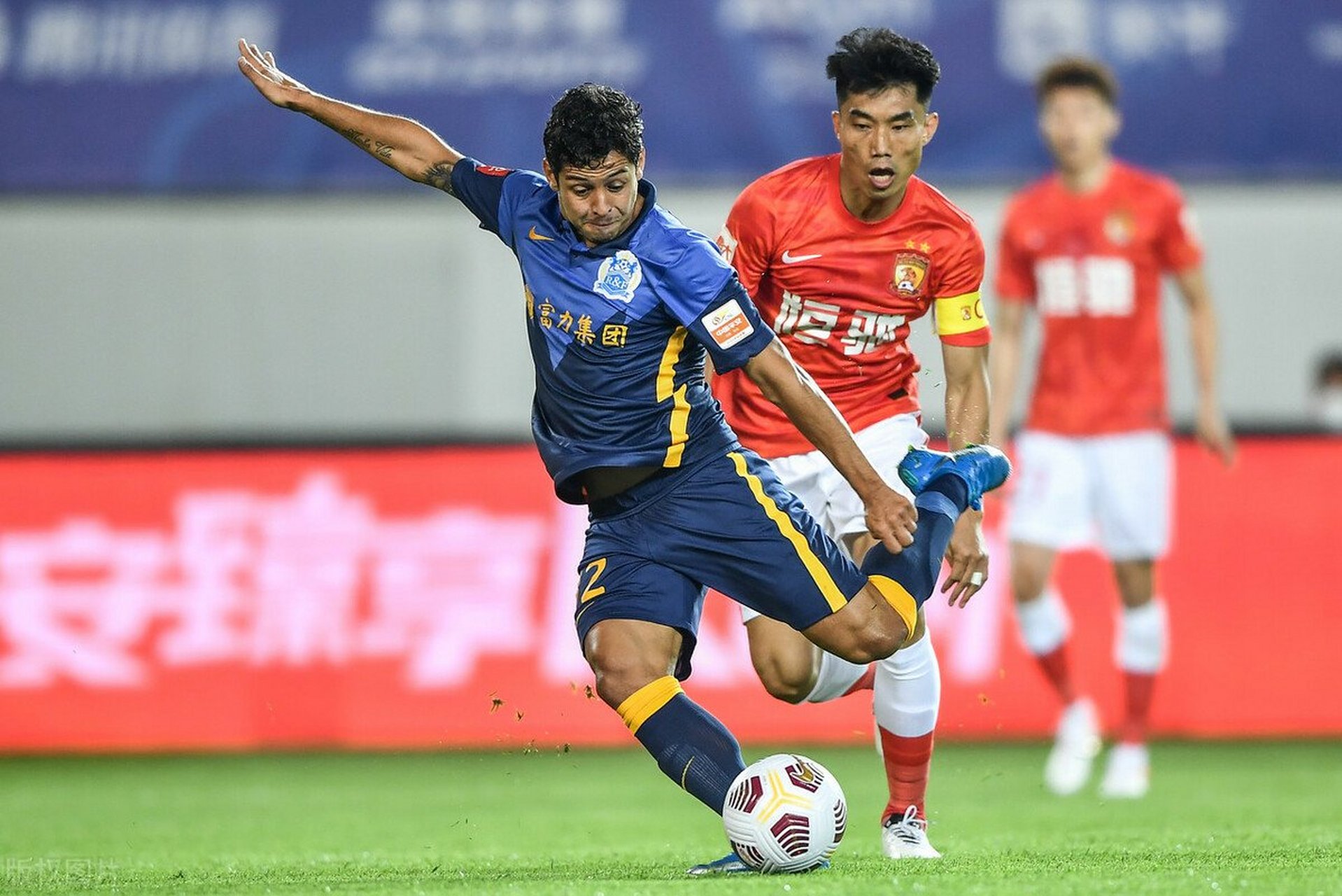 aoa体育新闻-关于富力球员发挥出色，赢得比赛的信息