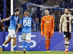 aoa体育培训-巴萨遭遇绝境，欧冠出线形势岌岌可危的简单介绍