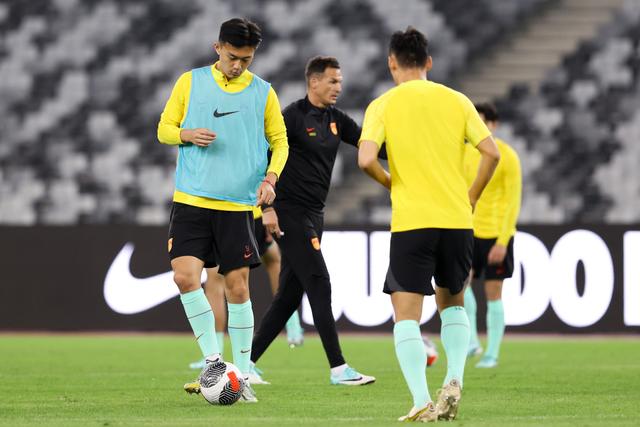 攻守兼备，球队灵活应对各种情况