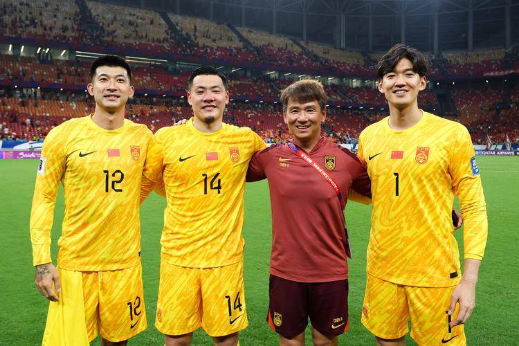 aoa体育活动-国家队友谊赛中的高水平对决，球迷热情高涨的简单介绍