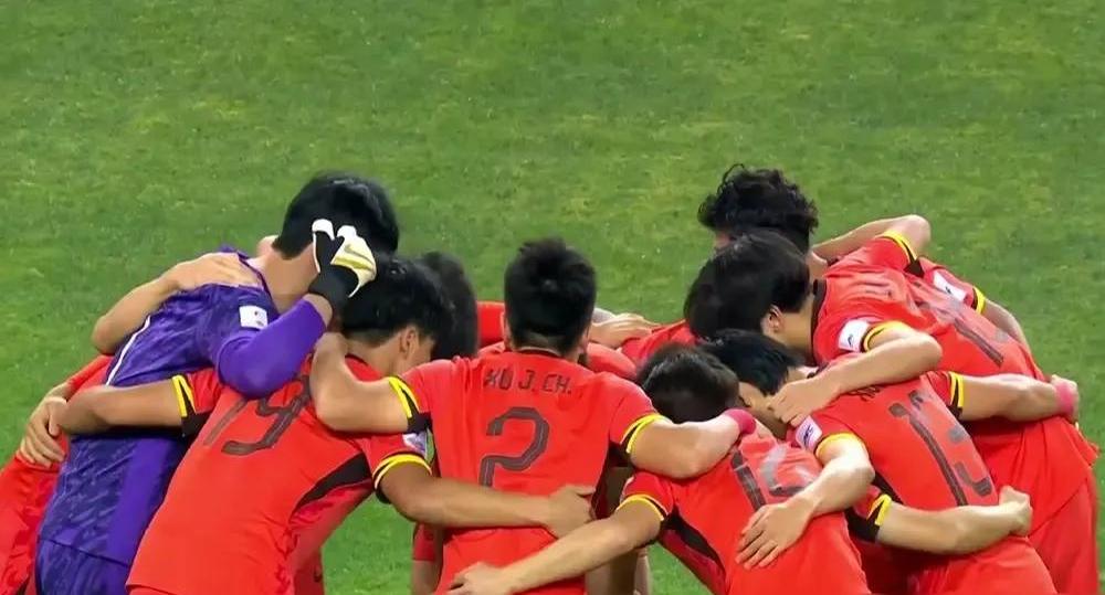 国家队友谊赛中的高水平对决,球迷热情高涨的简单介绍 国家队友谊赛中的高水平对决,球迷热情高涨的简单介绍