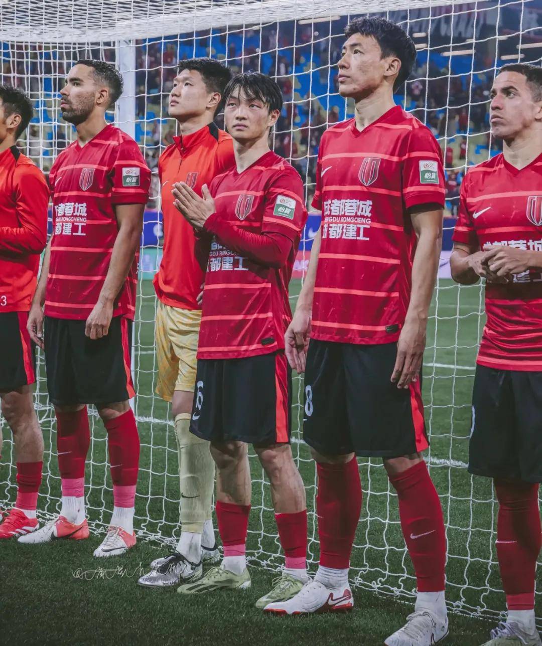 aoa体育官网-一支中超球队在比赛中取得惊人胜利