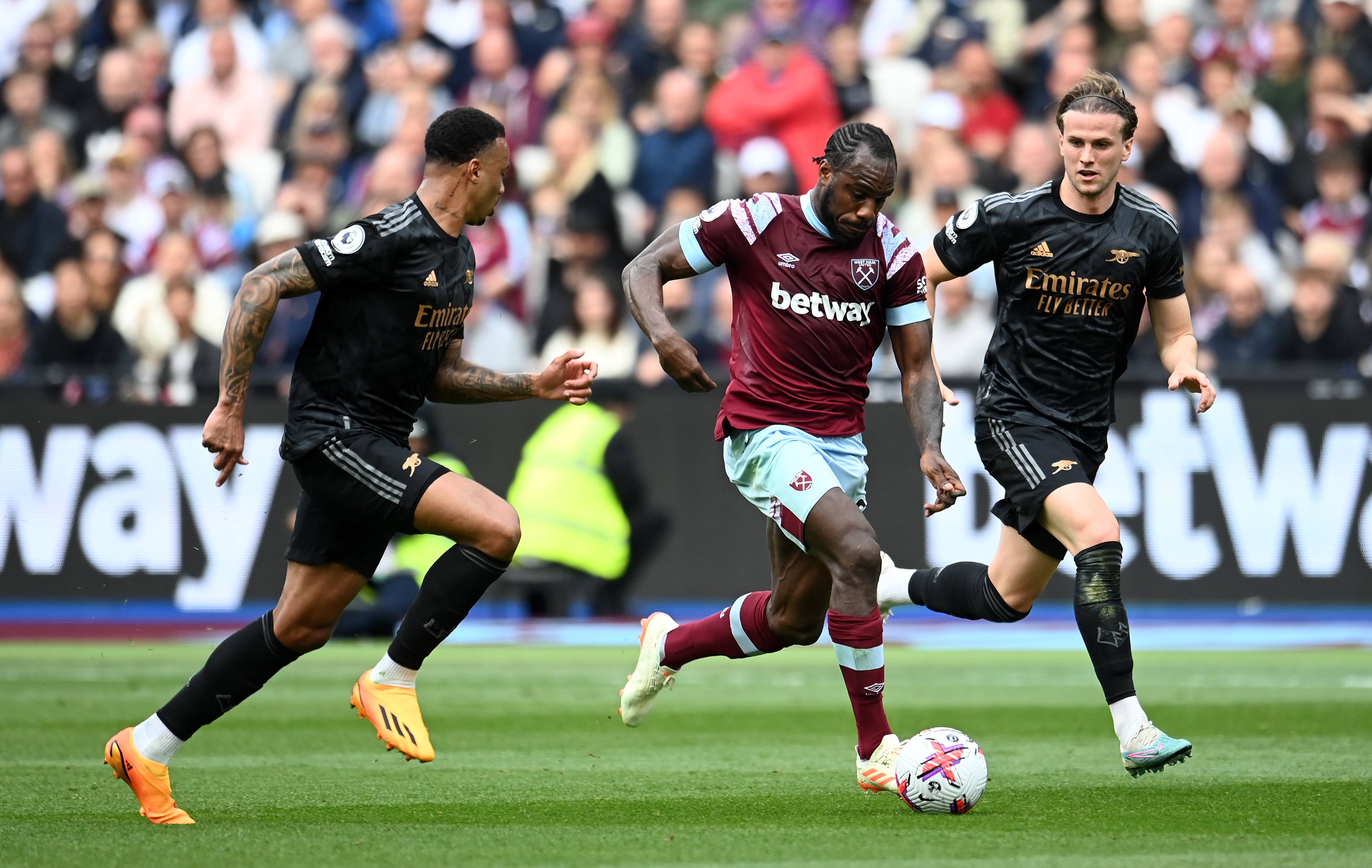 球队主场迎战弱旅引发胜负猜测