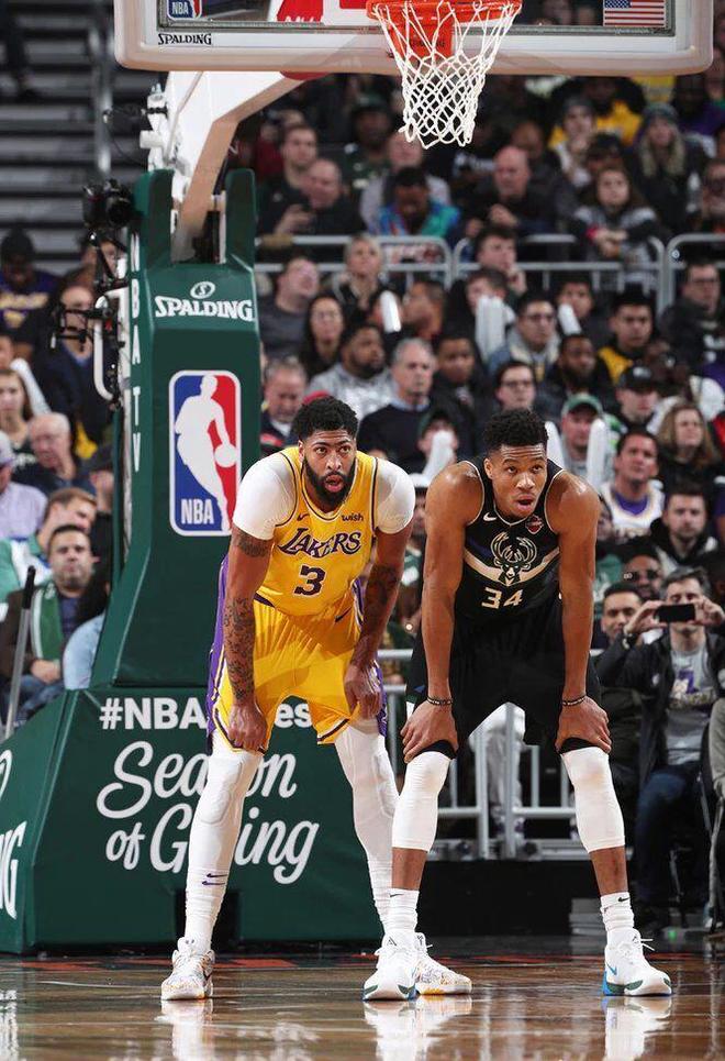 雄鹿负黄蜂,火箭客场不敌步行者 雄鹿负黄蜂,火箭客场不敌步行者