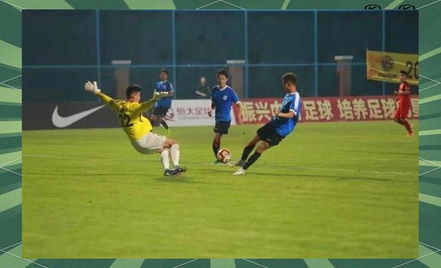 大连队在近期比赛中展现出出色表现 大连队在近期比赛中展现出出色表现