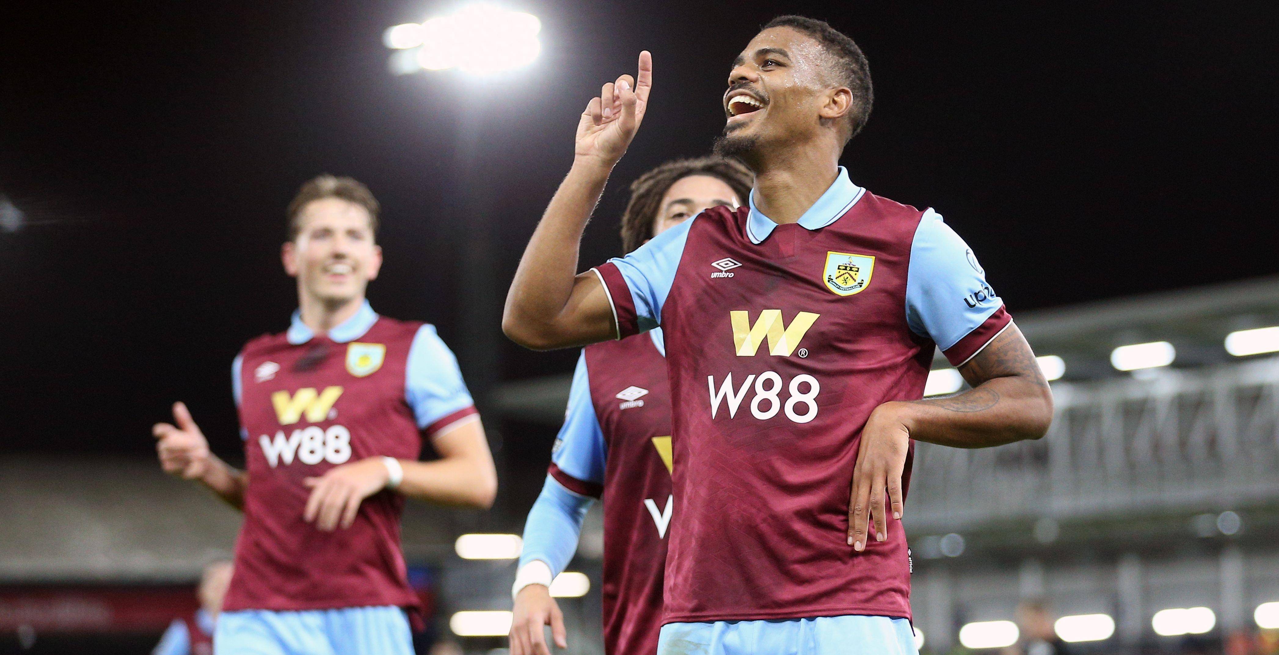 aoa体育官网-伯恩利防守出色，零封对手稳操胜券保持领先的简单介绍