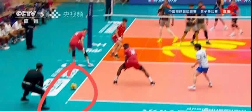 包含重重挑战！主教练言辞暴力被裁判罚下的词条