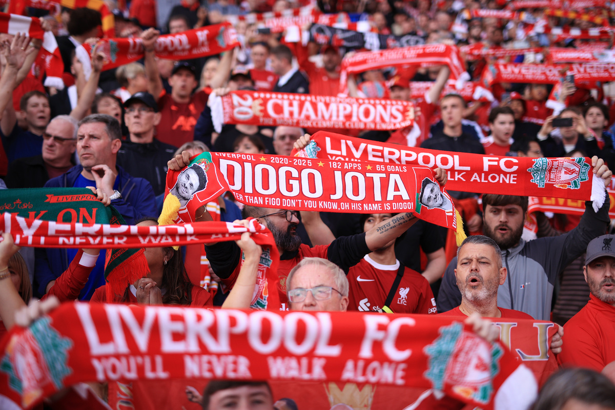 aoa体育活动-利物浦客场大胜，英超争冠格局再添变数