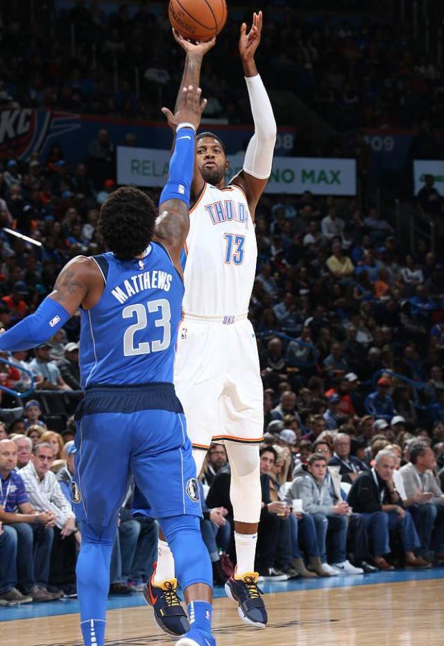 老鹰战胜小牛,实现两连胜 老鹰战胜小牛,实现两连胜