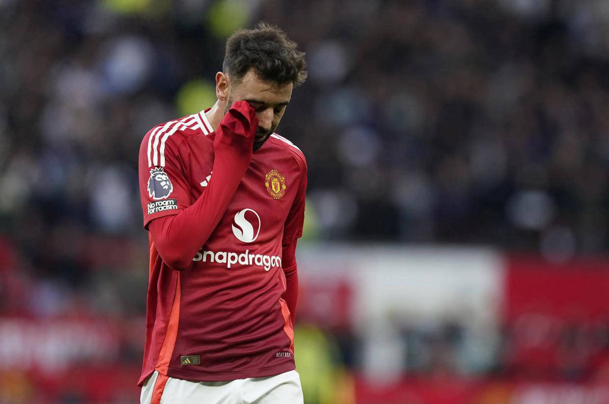 曼联主场惜败曼城,欧冠资格岌岌可危 曼联主场惜败曼城,欧冠资格岌岌可危