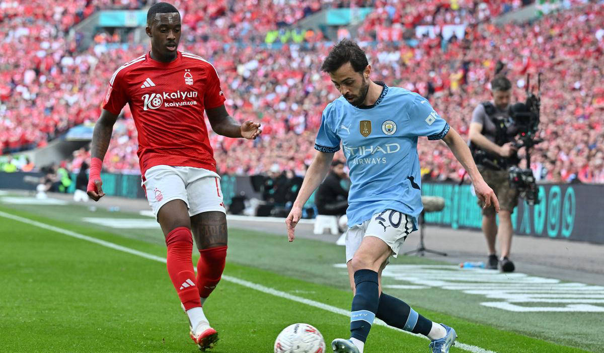 关于曼城客场大胜南安普顿,继续领跑积分榜的信息 关于曼城客场大胜南安普顿,继续领跑积分榜的信息